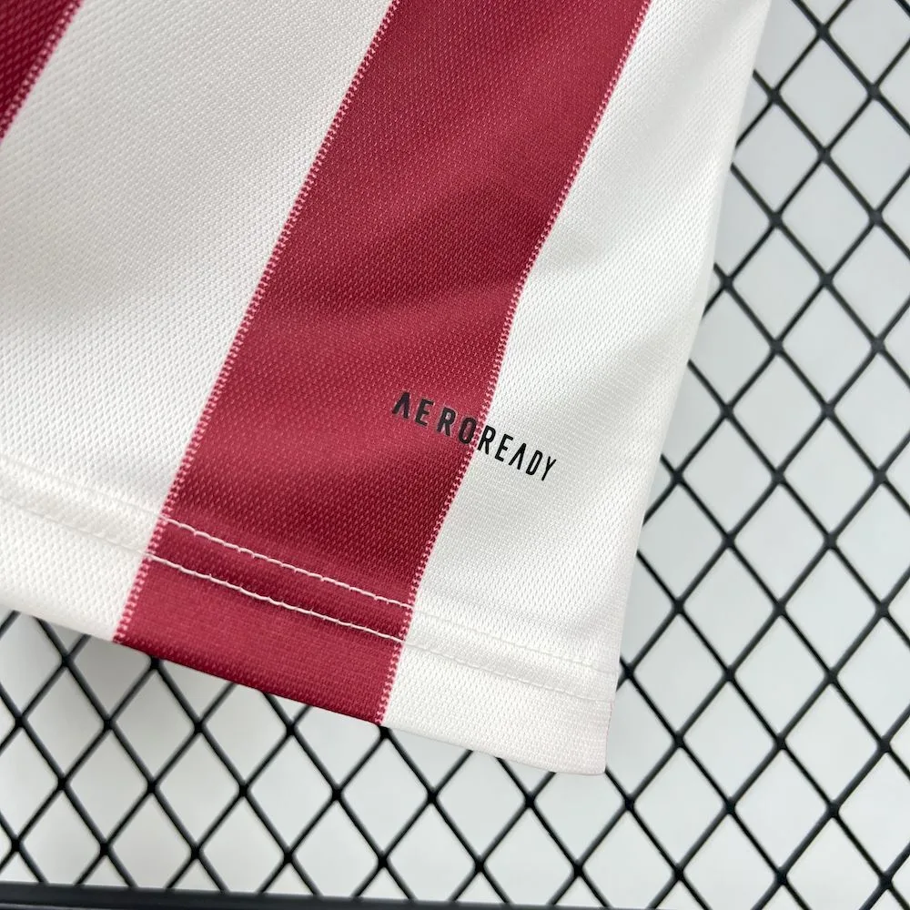 1. FC Nurnberg 2025/26 125th Anniversary Jersey, foto 3