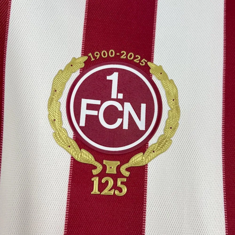 1. FC Nurnberg 2025/26 125th Anniversary Jersey, foto 5
