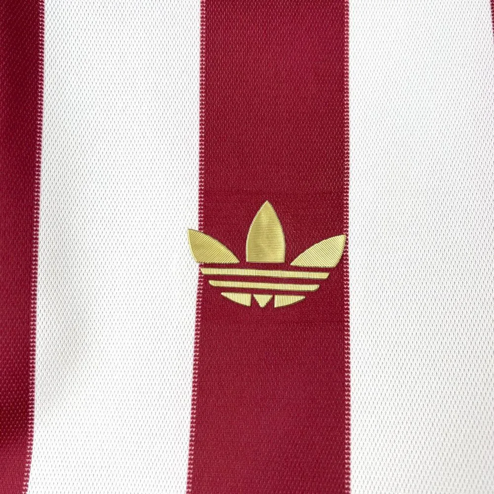 1. FC Nurnberg 2025/26 125th Anniversary Jersey, foto 6