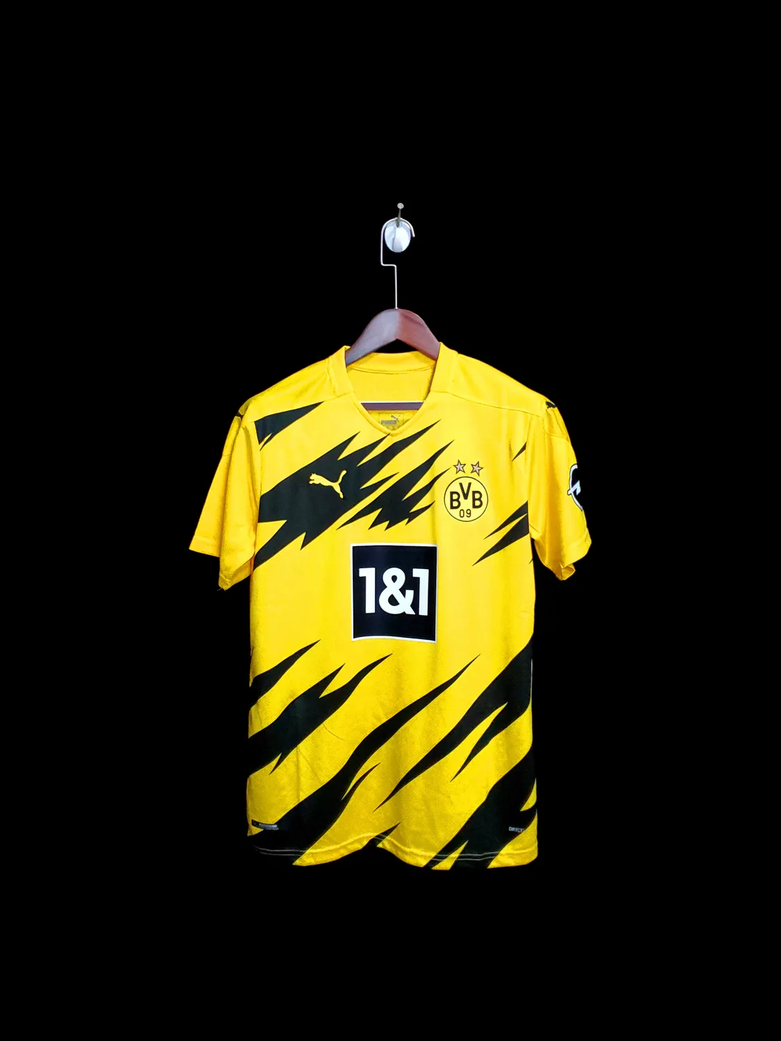 20-21 Dortmund home