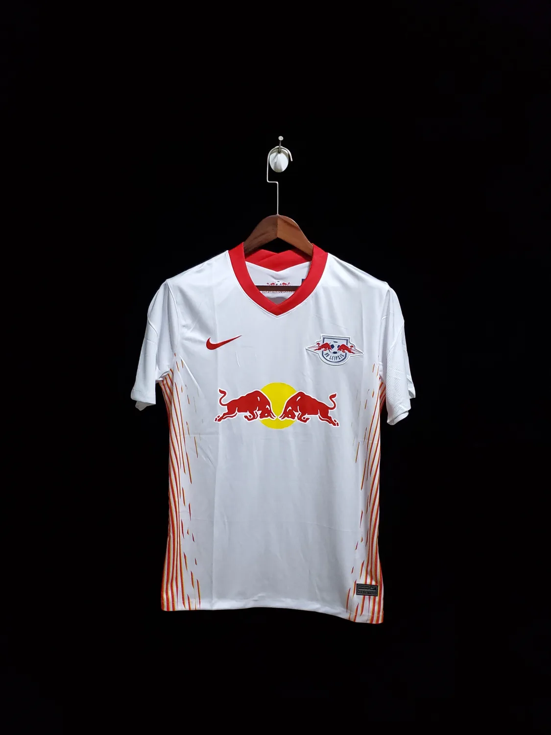 20-21 Leipzig home