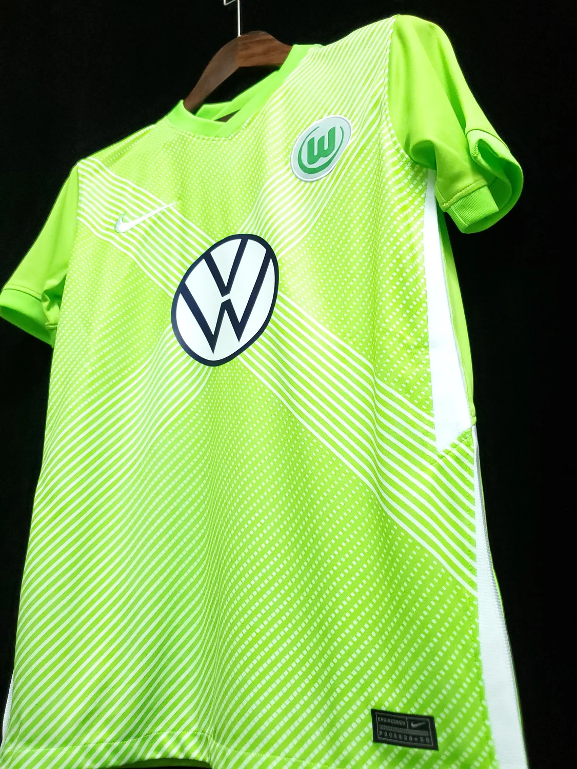 20-21 Wolfsburg home, foto 2