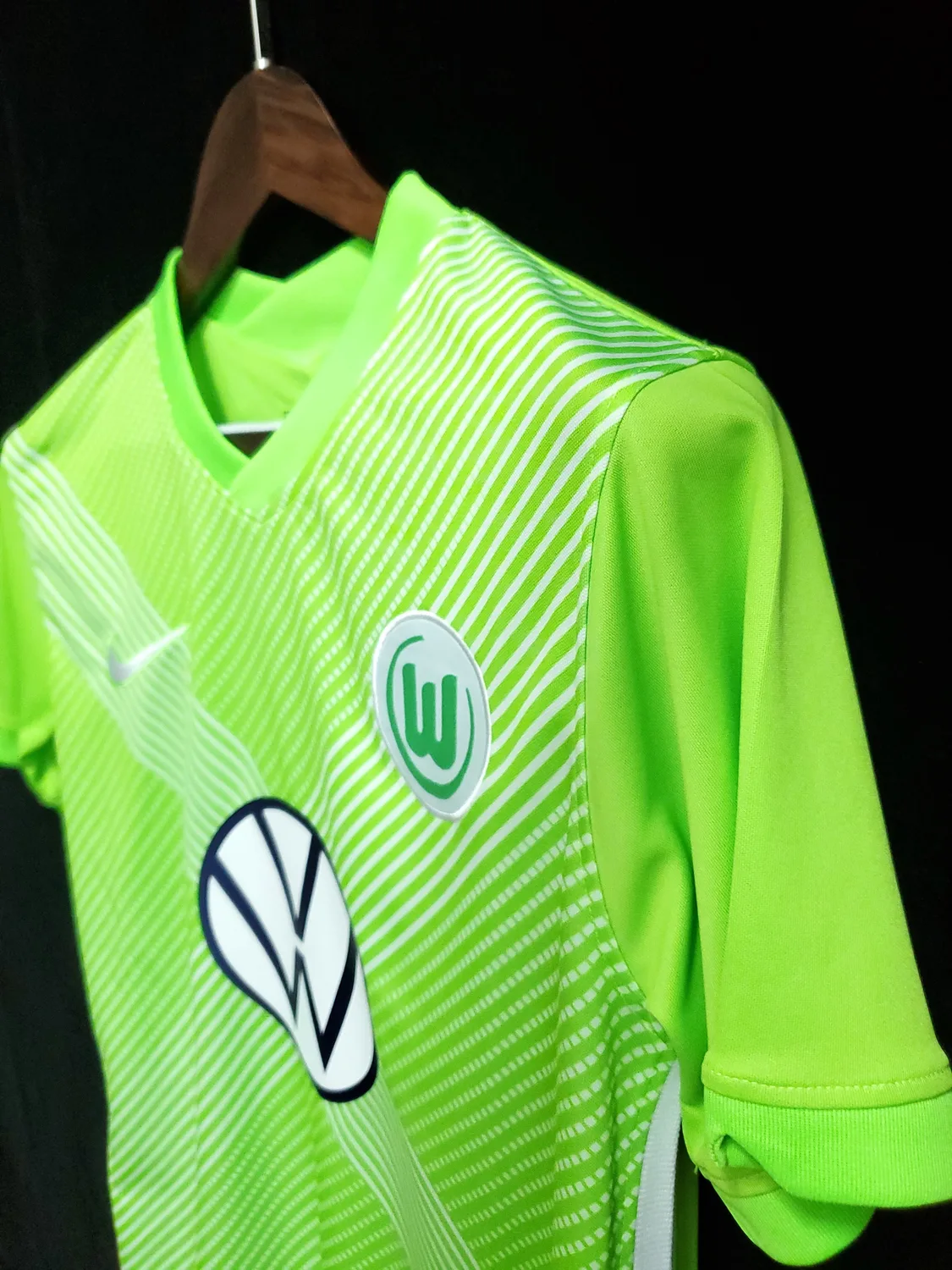 20-21 Wolfsburg home, foto 4