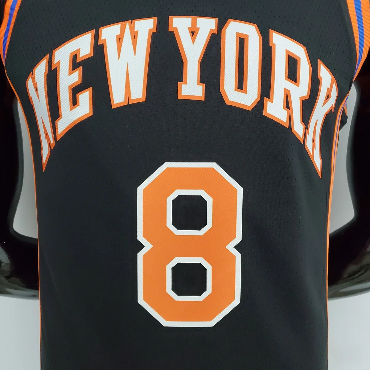 2022 Season Walker #8 Knicks Urban Edition Black NBA Jersey, foto 3