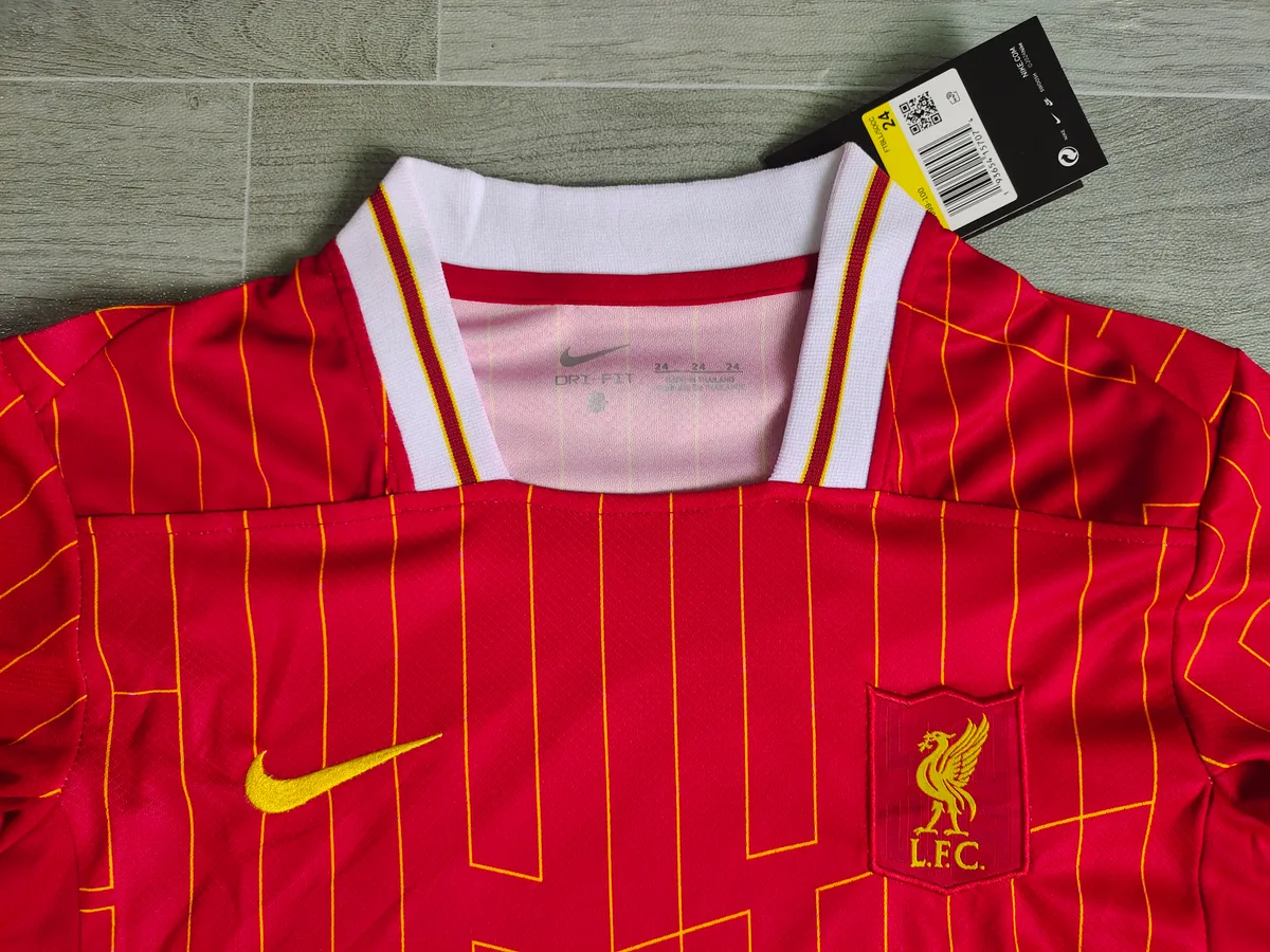 2024/25 Liverpool Home Kids Kit, foto 3