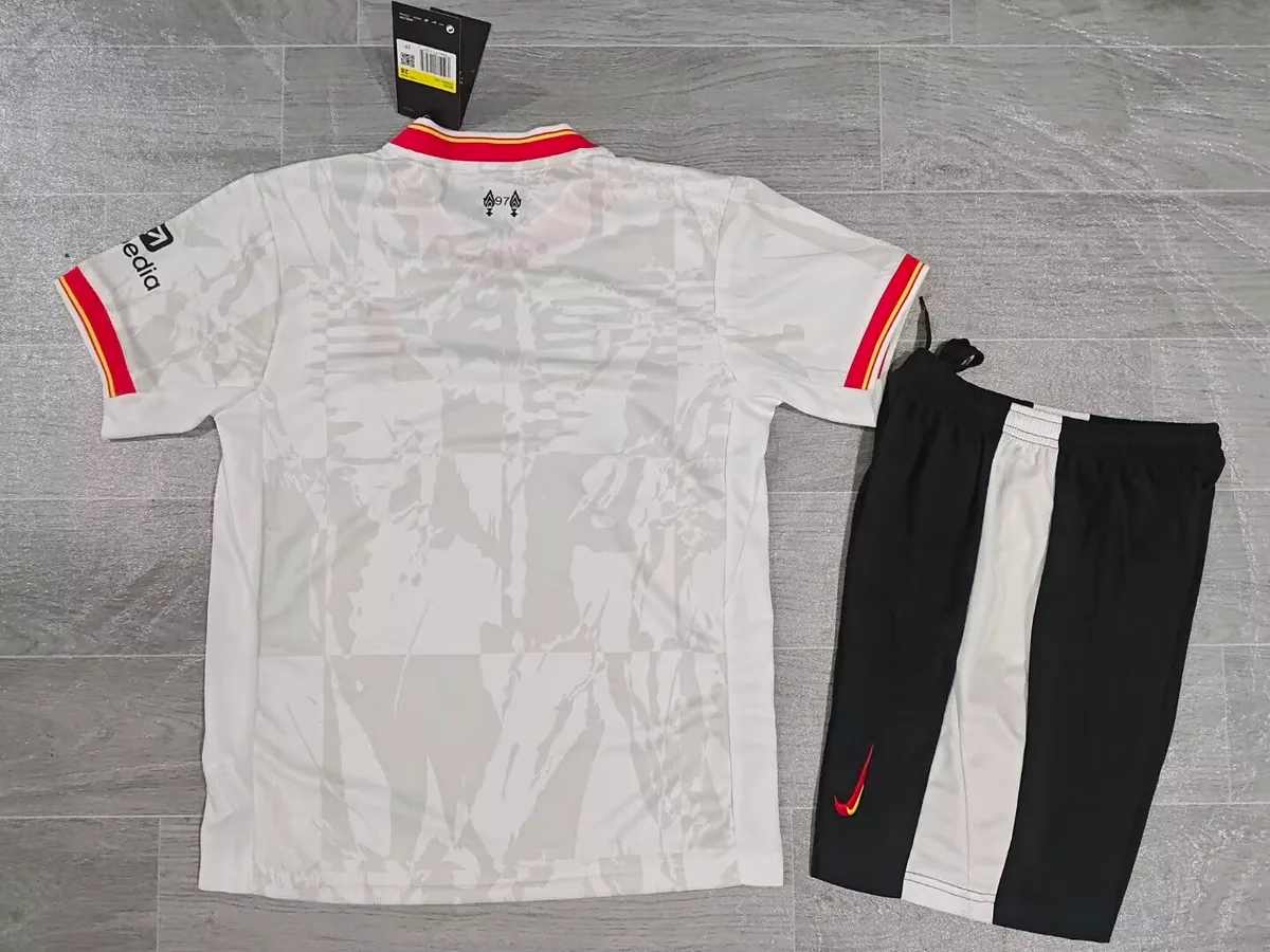 2024/25 Liverpool Third Kids Kit, foto 3