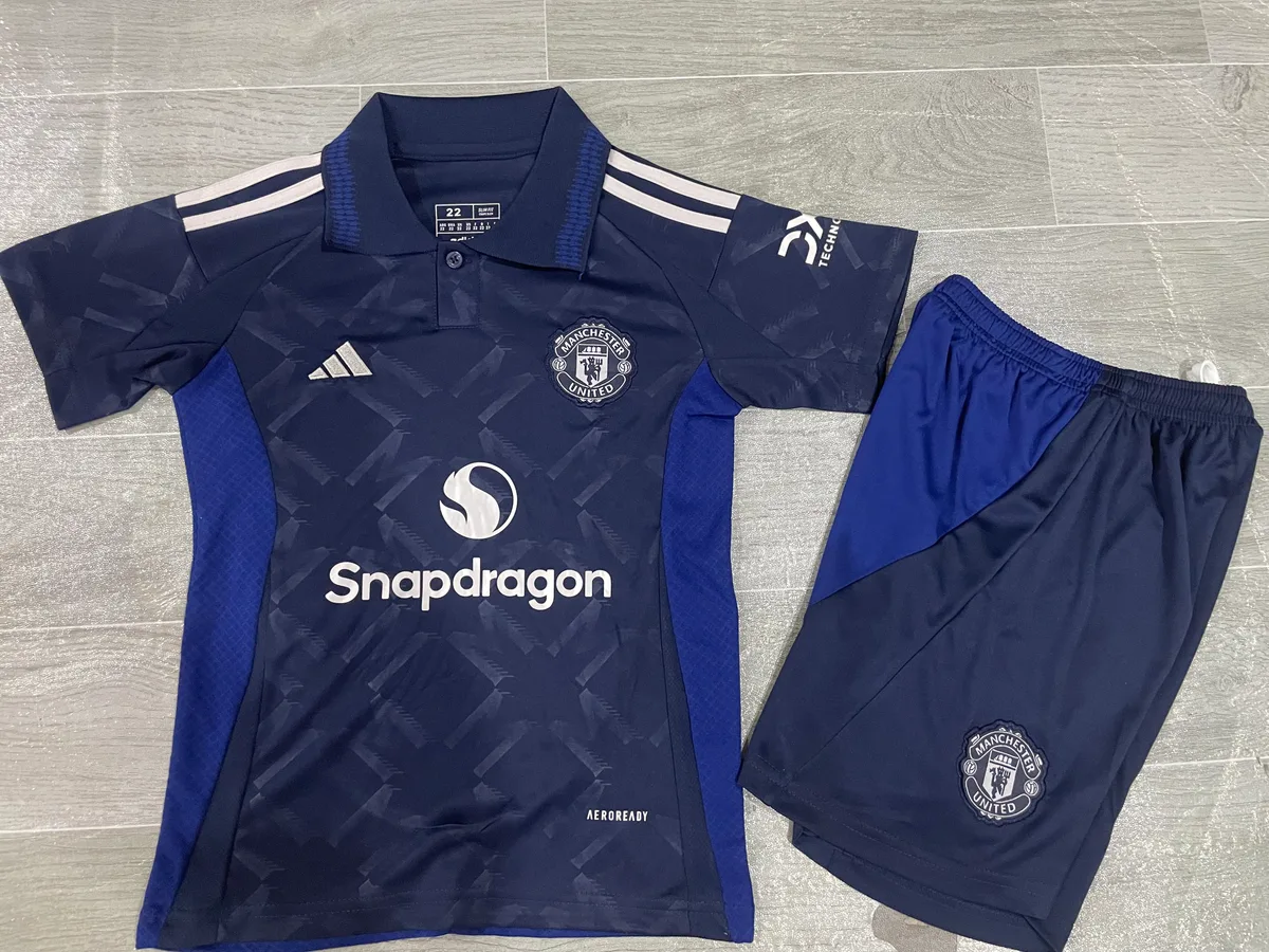 2024/25 Manchester United Away Kids Kit, foto 4