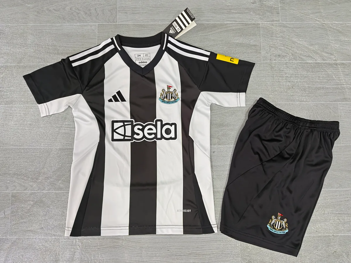 2024/25 Newcastle United Home Kids Kit, foto 4