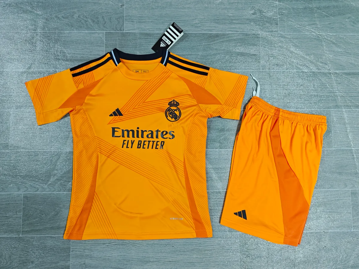 2024/25 Real Madrid Away Kids Kit, foto 1