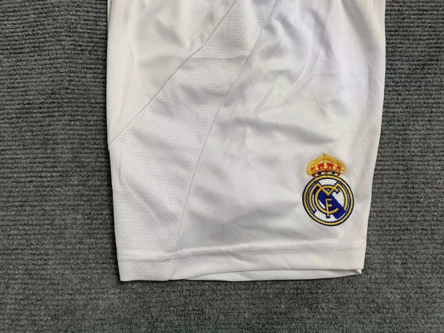 2024/25 Real Madrid Home Kids Kit, foto 2
