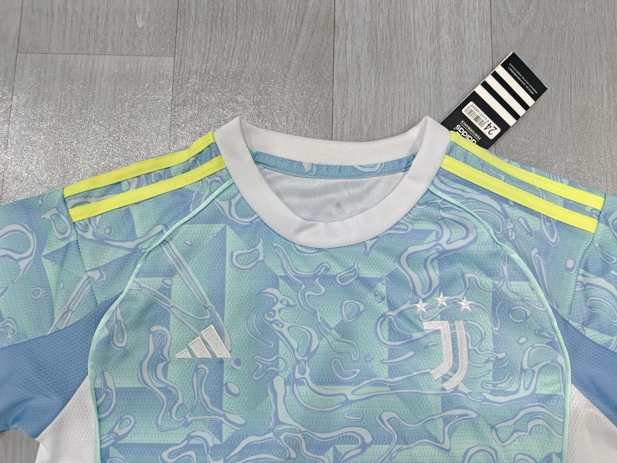 2025/26 Juventus Away Kids Kit, foto 4