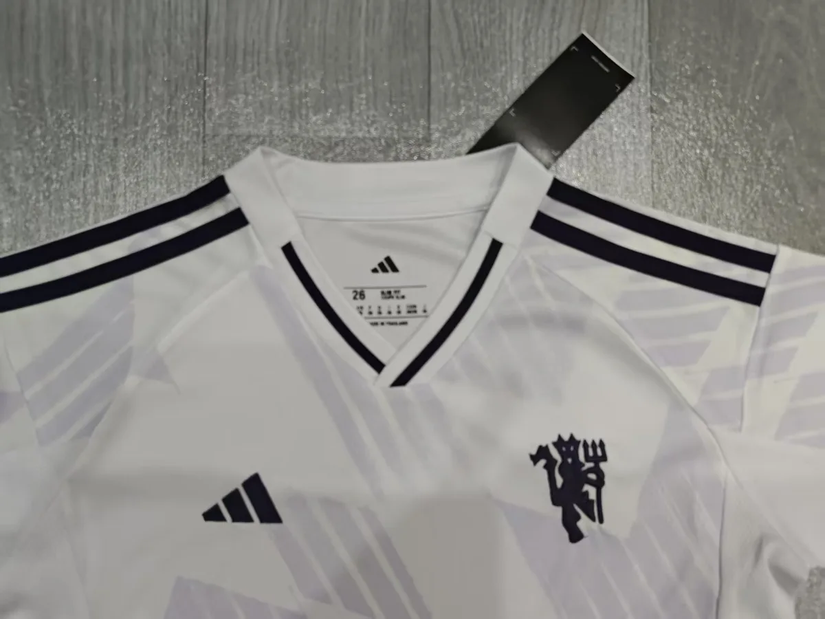 2025/26 Manchester United Away Kids Kit, foto 4