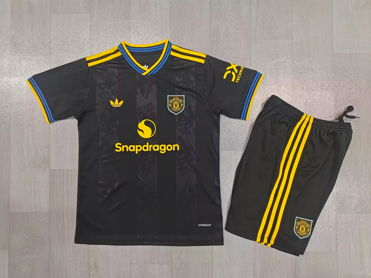 2025/26 Manchester United Third Kids Kit, foto 2