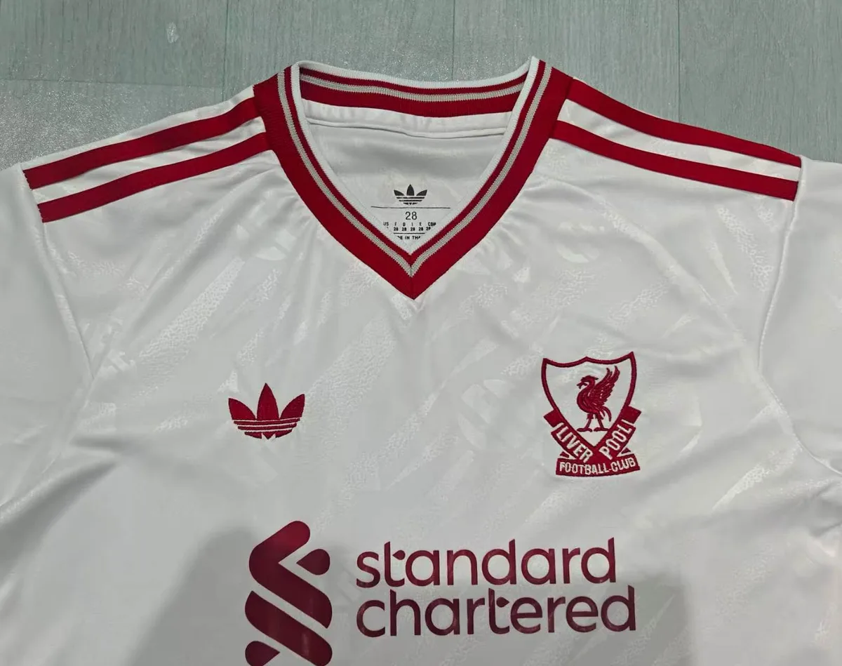 2026/27 Liverpool Away Kids Kit, foto 4