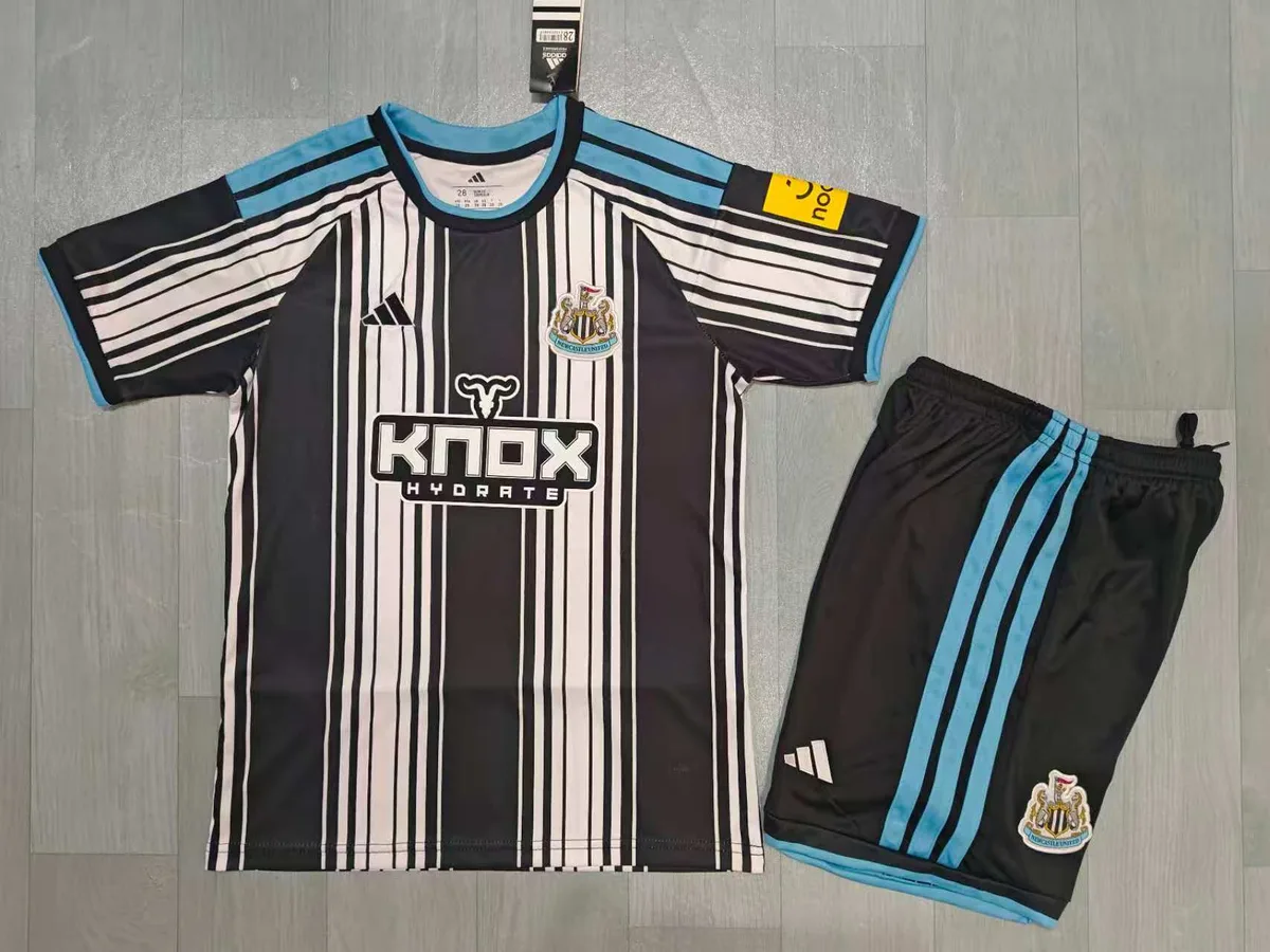 2026/27 Newcastle United Home Kids Kit, foto 2
