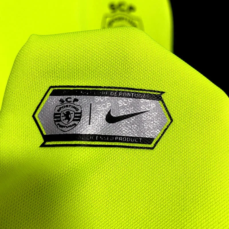 21/22 Lisbon away:, foto 4