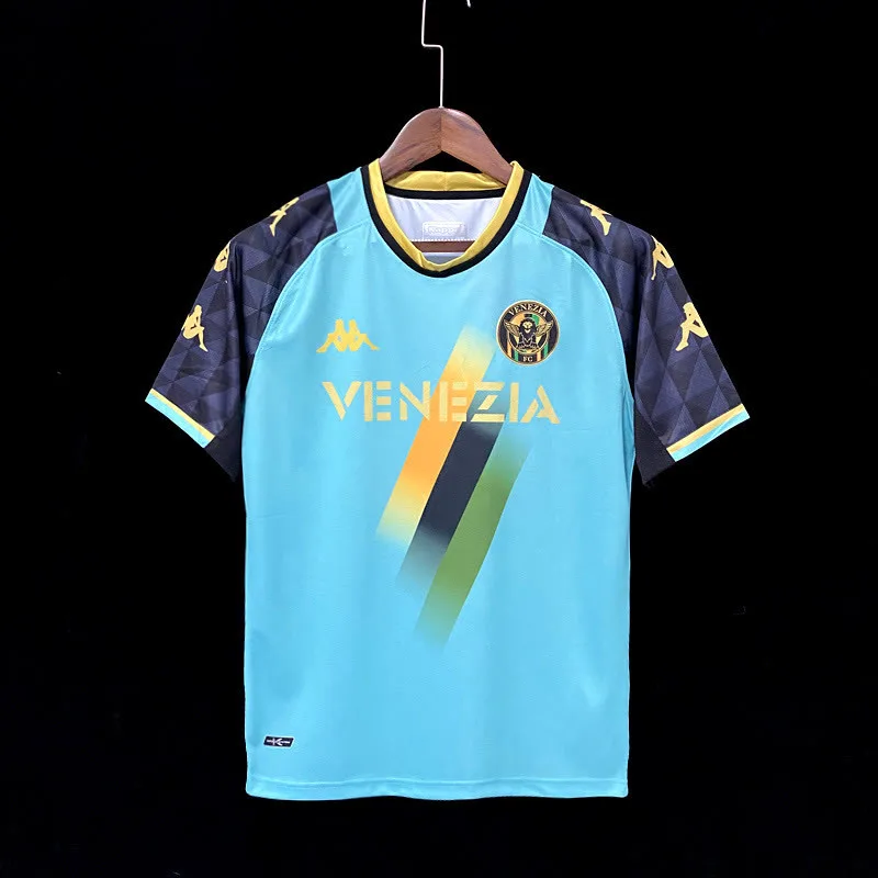 21/22 Venice pre-match training suit: