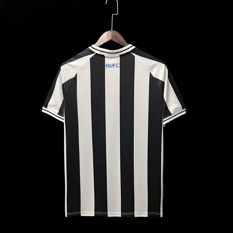 22/23 Newcastle home, foto 2