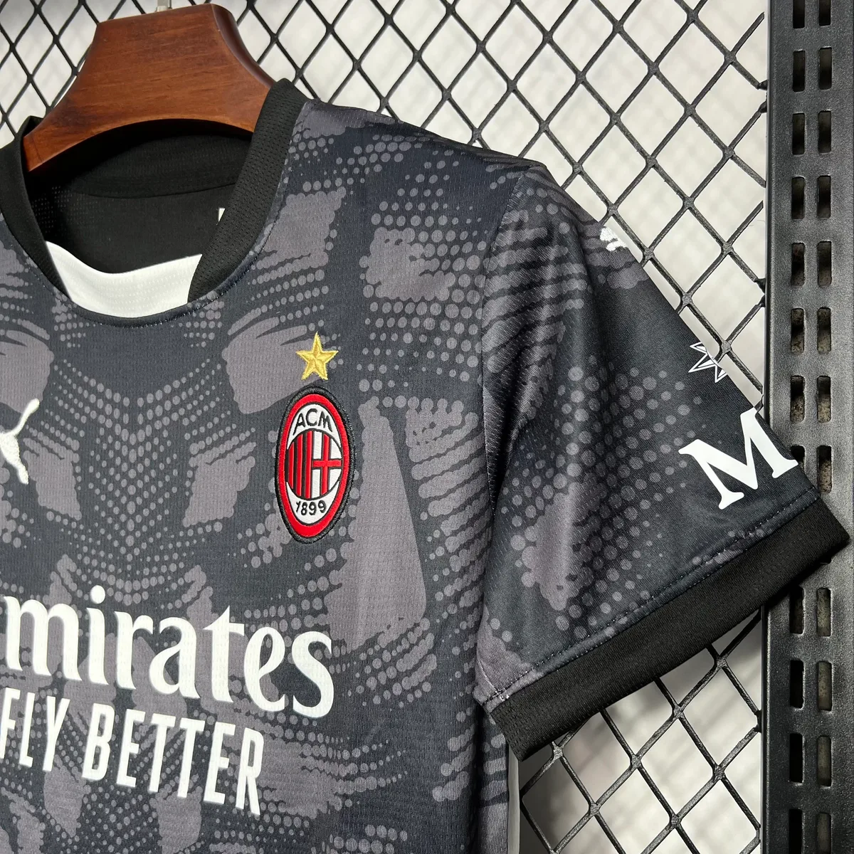 AC Milan 2024/25 Goalkeeper Jersey Black Kids Kit, foto 3