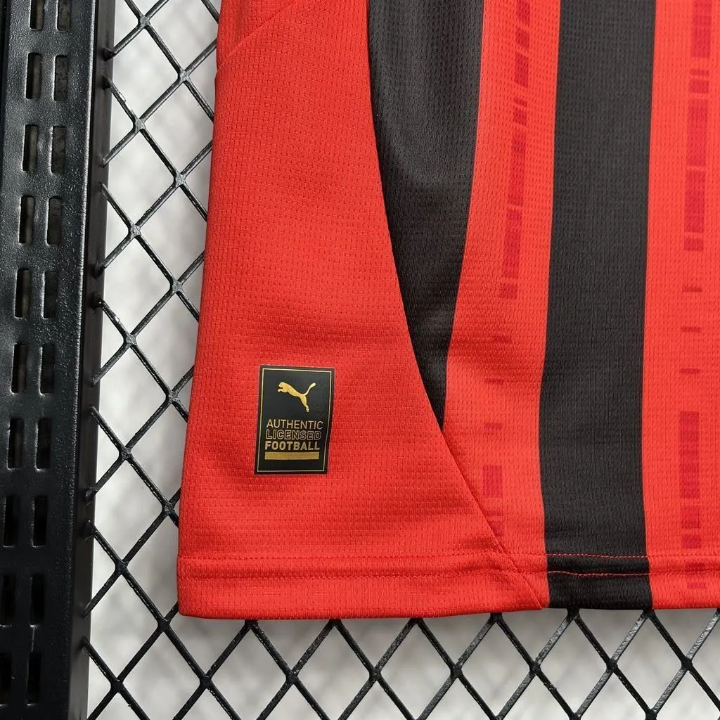 AC Milan 2024/25 Home Jersey, foto 3