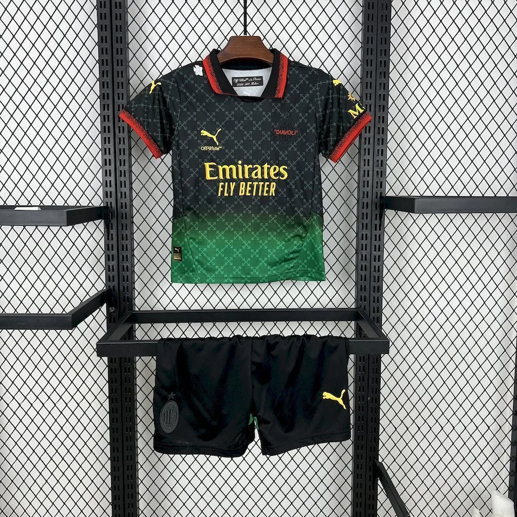 AC Milan 2025/26 Co-Branded Black Edition Kids Kit, foto 1