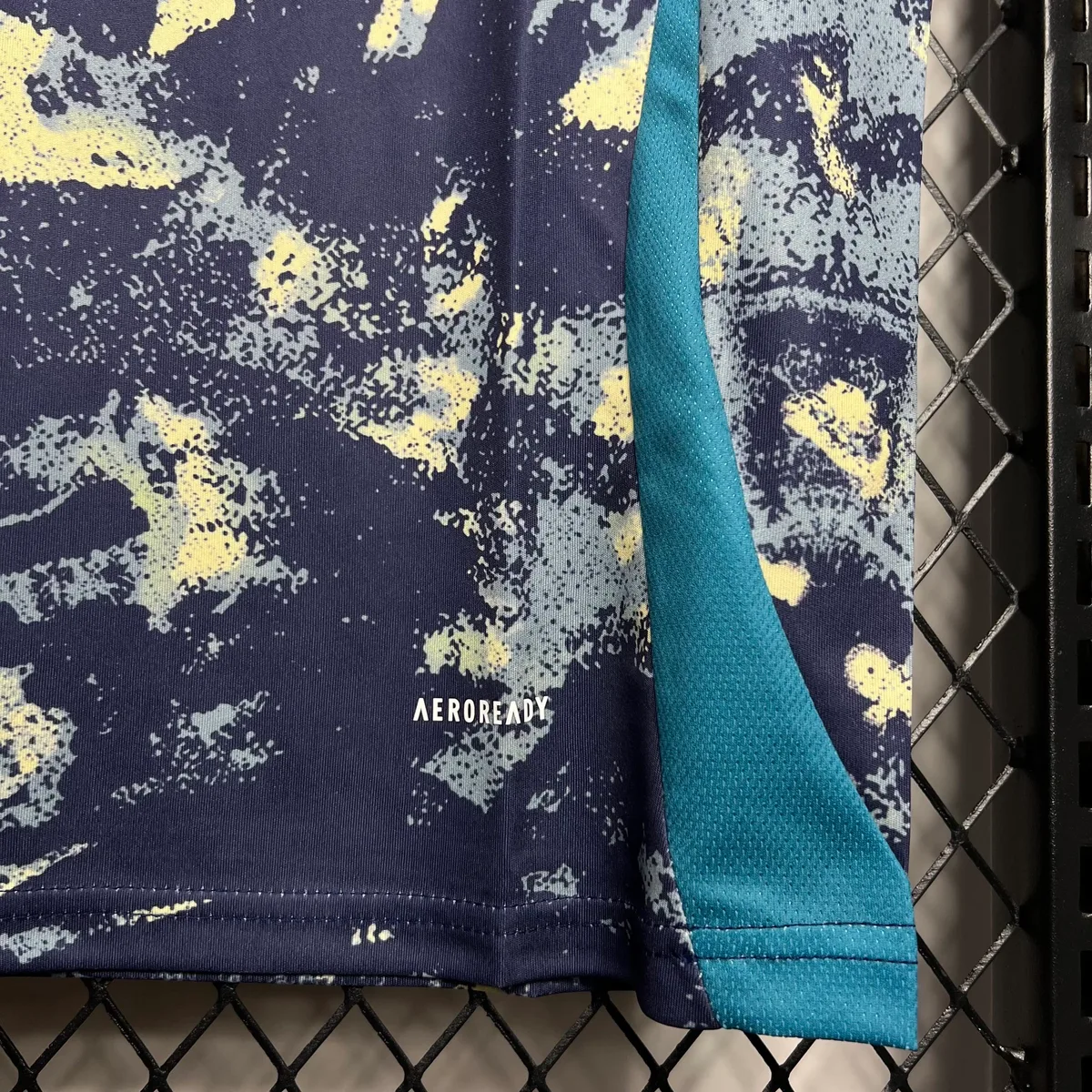 Ajax 2024/25 Away Jersey, foto 5