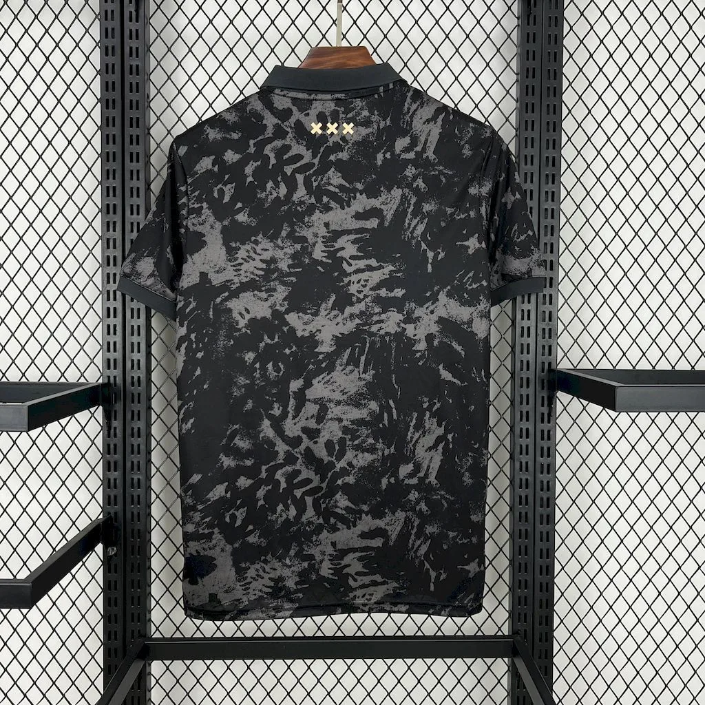 Ajax 2025/26 Stone Island Jersey, foto 3