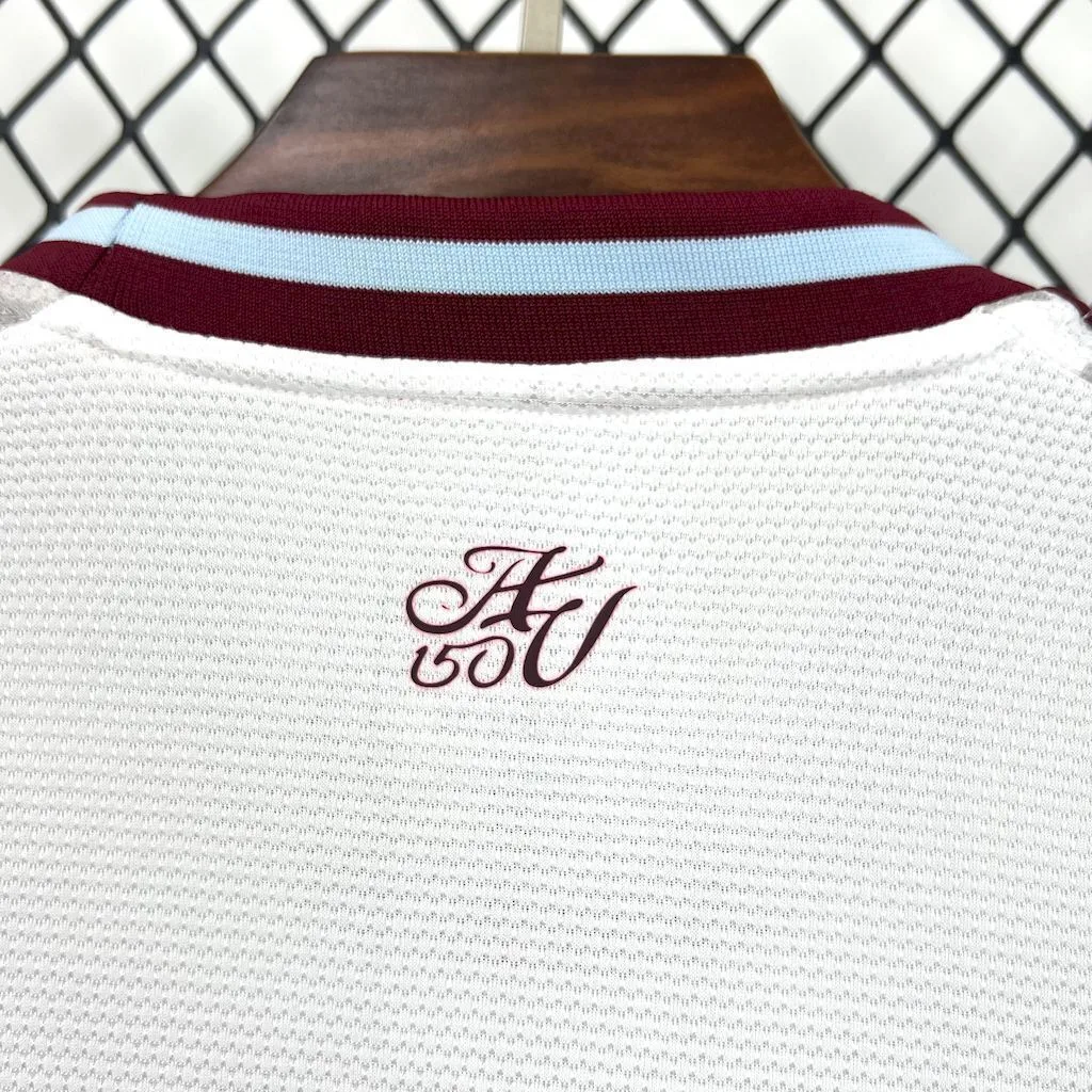 Aston Villa 2025/26 Third Jersey, foto 3