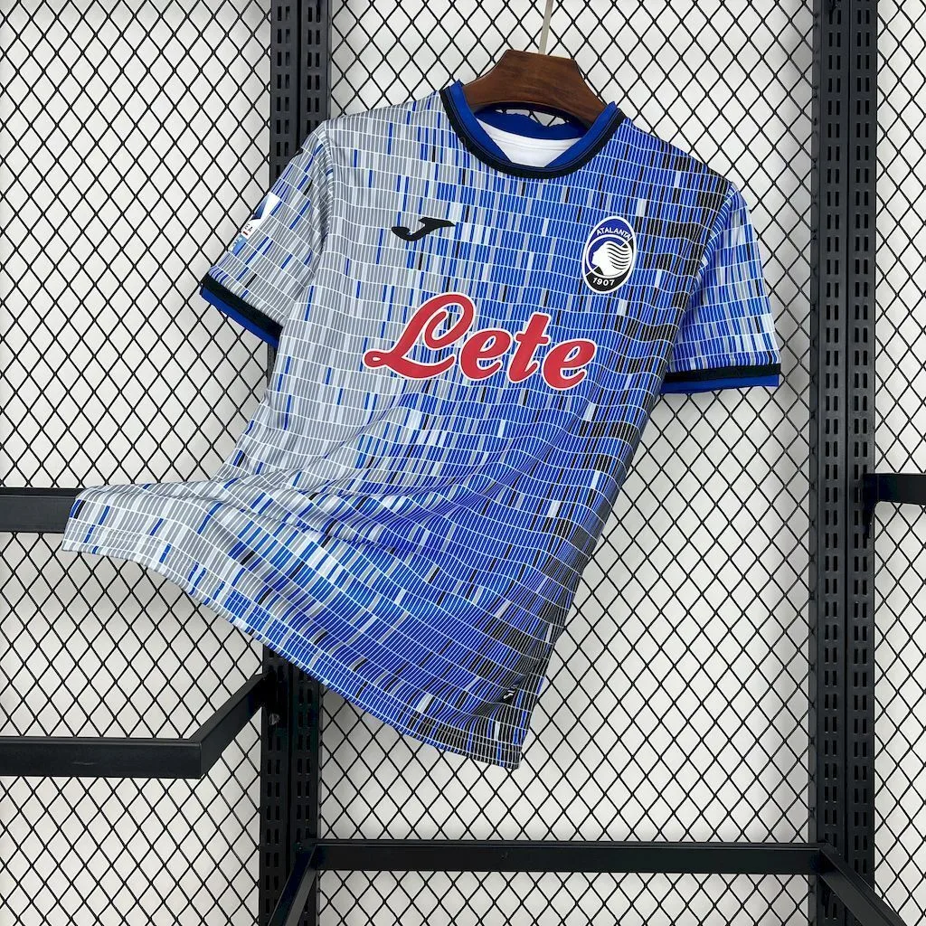 Atalanta 2024/25 Christmas Jersey, foto 1