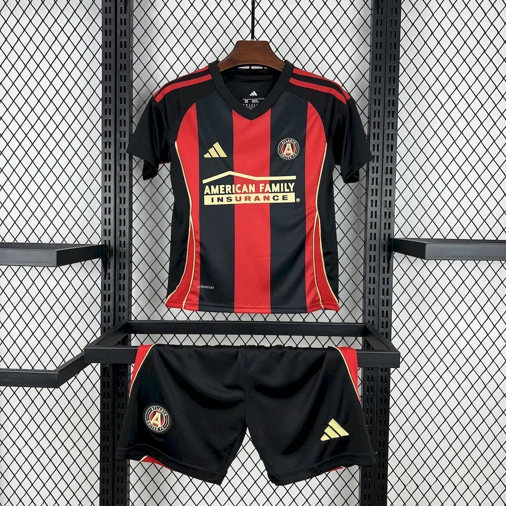 Atlanta United 2025/26 Home Kids Kit, foto 1