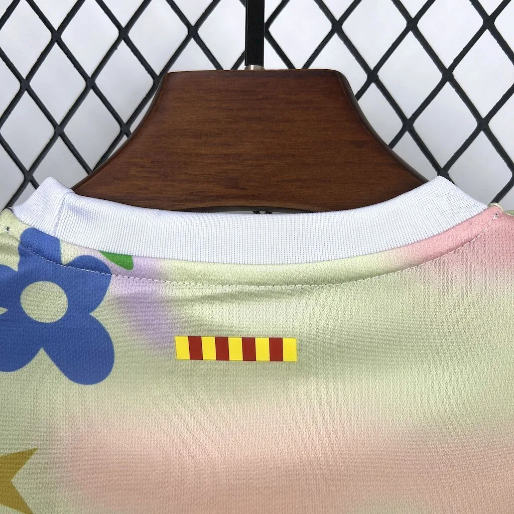 Barcelona 2025/26 Flower Special Edition Kids Kit, foto 3