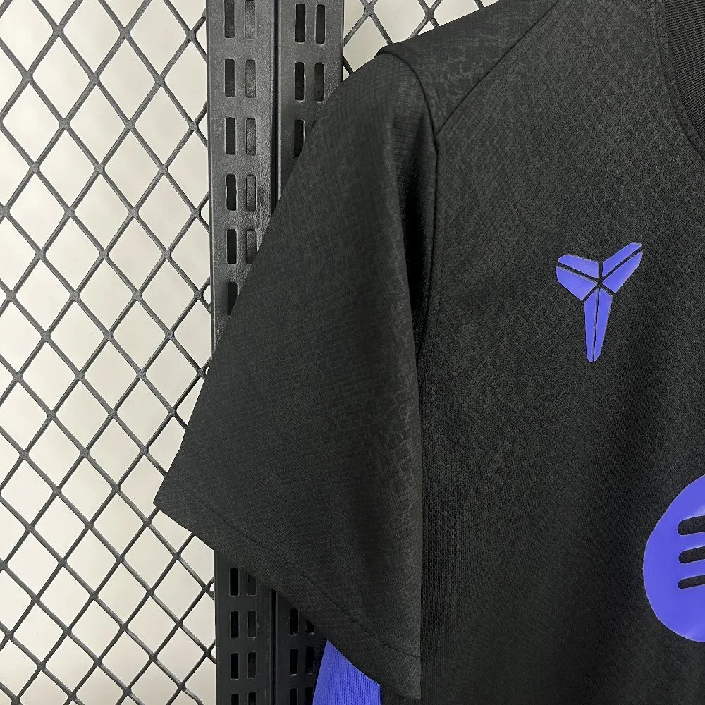 Barcelona 2025/26 x Kobe Bryant Pre-Match Away Jersey, foto 3