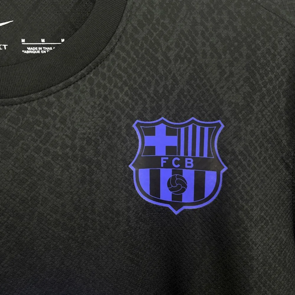 Barcelona 2025/26 x Kobe Bryant Pre-Match Away Jersey, foto 6