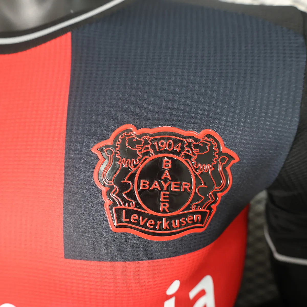 Bayer 04 Leverkusen 2024/25 Home Jersey Castore Player Version, foto 3