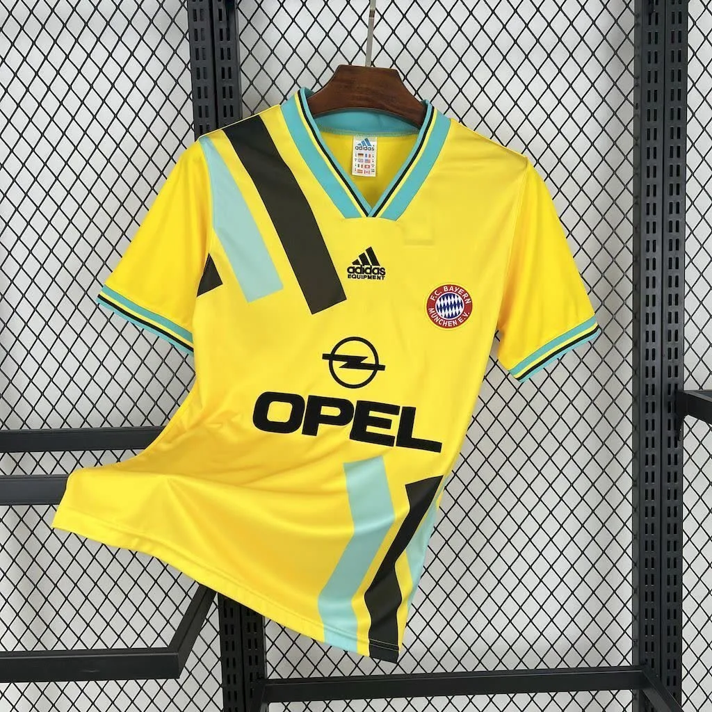 Bayern Munich 1993/95 Away Retro Jersey, foto 1