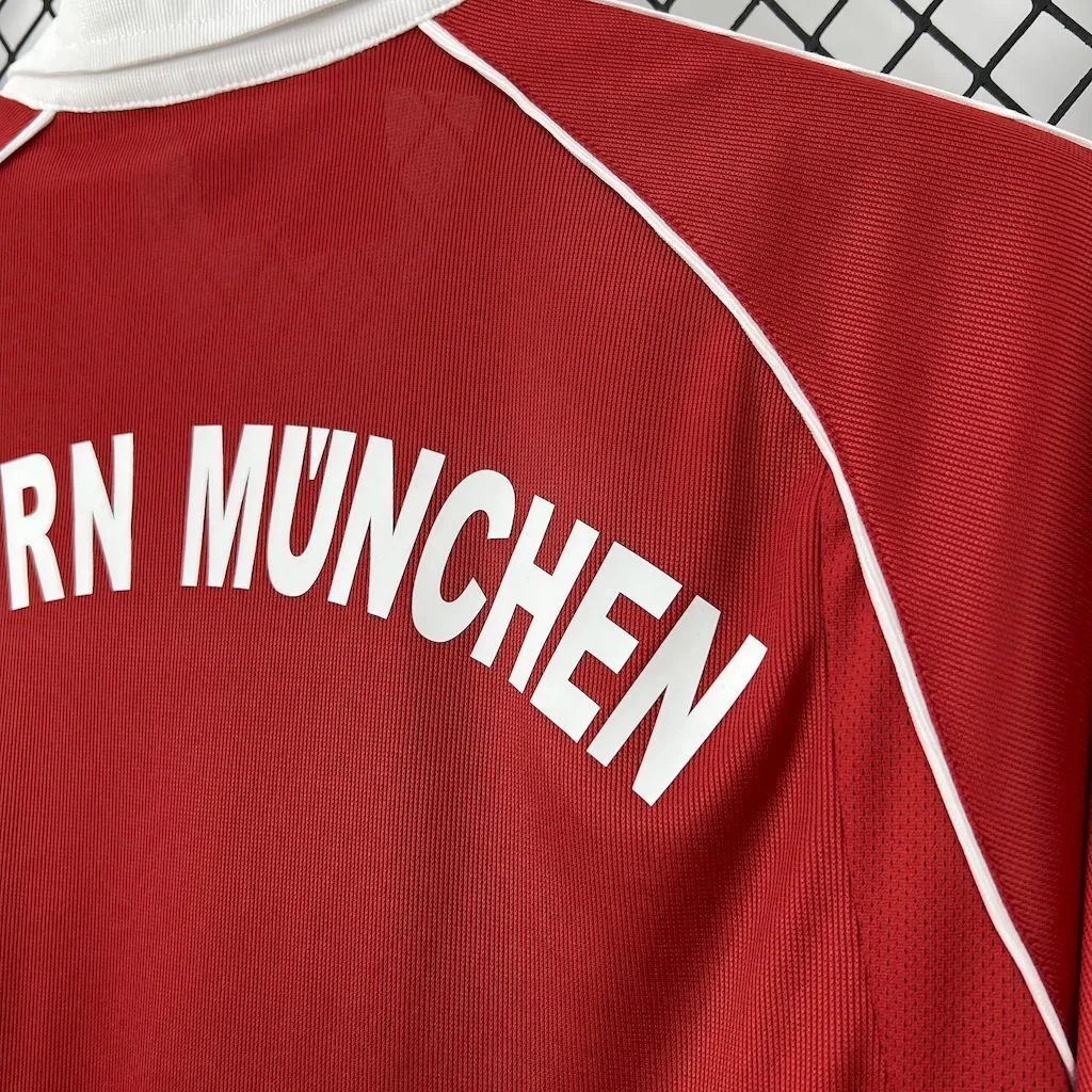 Bayern Munich 2005/06 Home Retro Jersey, foto 3
