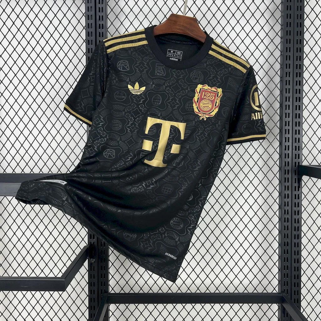 Bayern Munich 2024/25 125 Anniversary Black Jersey, foto 1