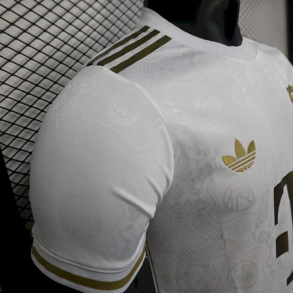 Bayern Munich 2024/25 125 Anniversary White Jersey Player Version, foto 6