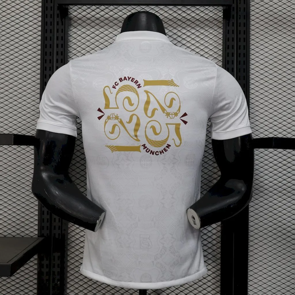 Bayern Munich 2024/25 Anniversary Tee - White Jersey Player Version, foto 2