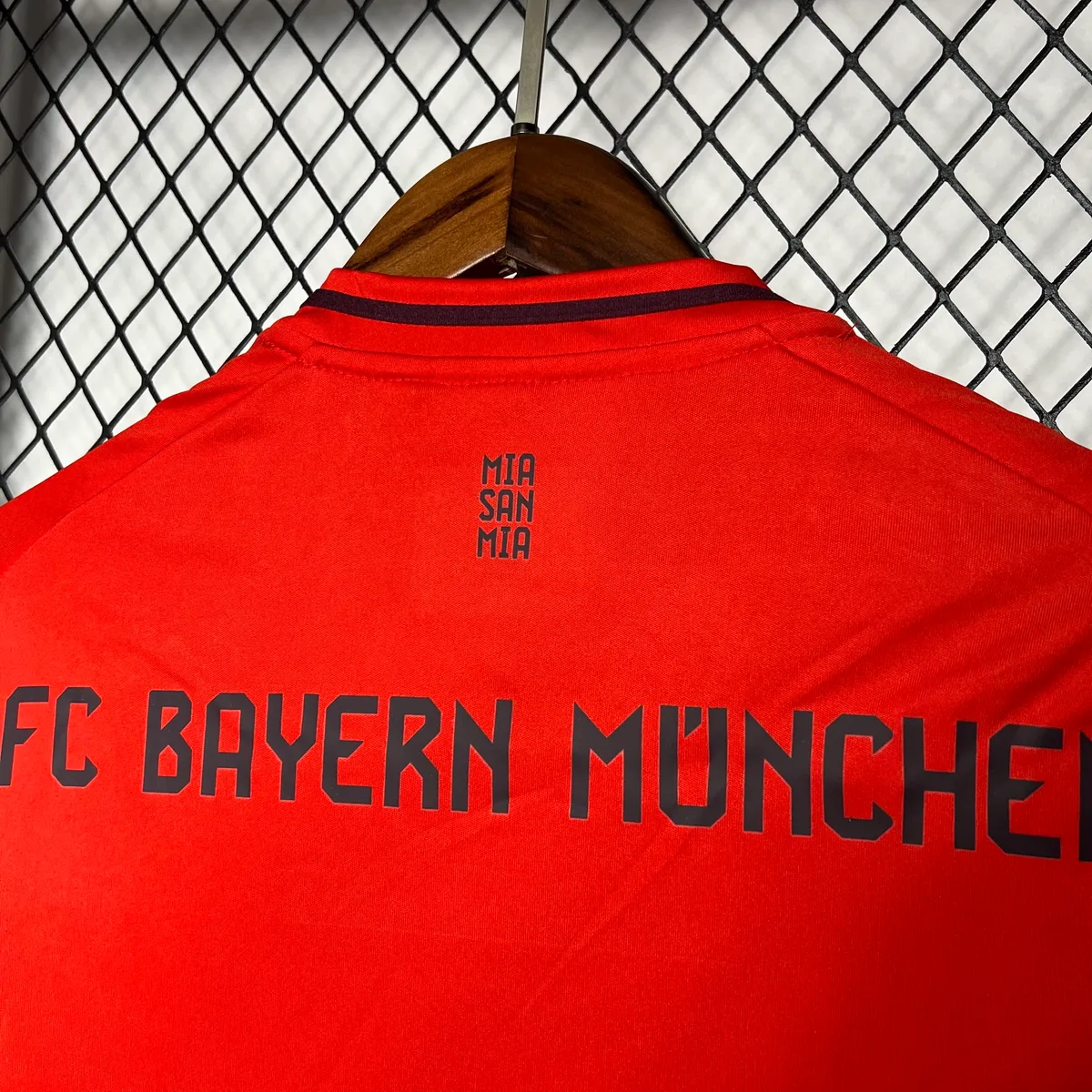 Bayern Munich 2024/25 Home Jersey, foto 3