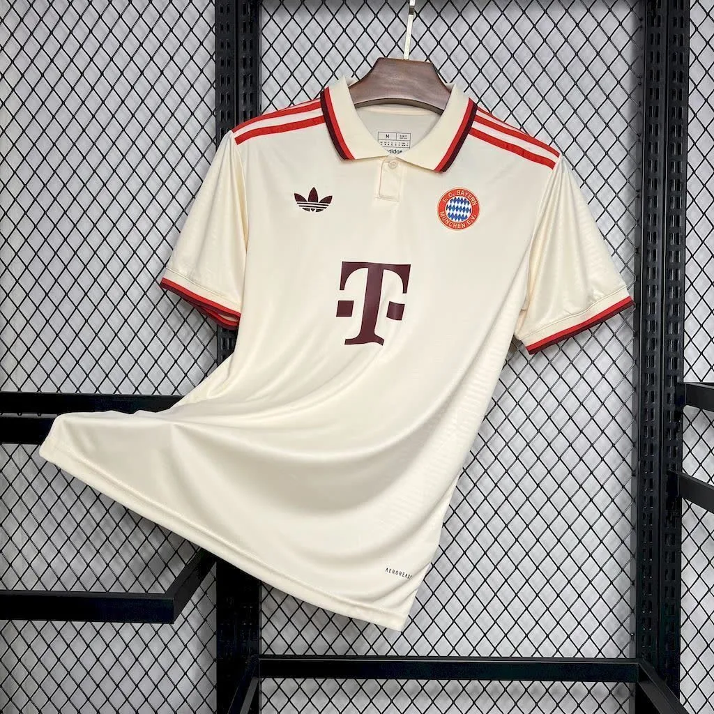 Bayern Munich 2024/25 Third Away Jersey, foto 1