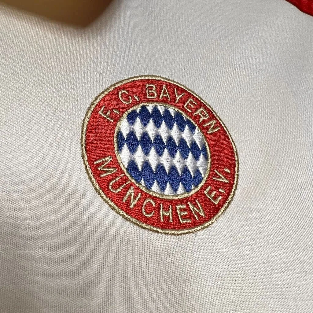 Bayern Munich 2024/25 Third Away Jersey, foto 2