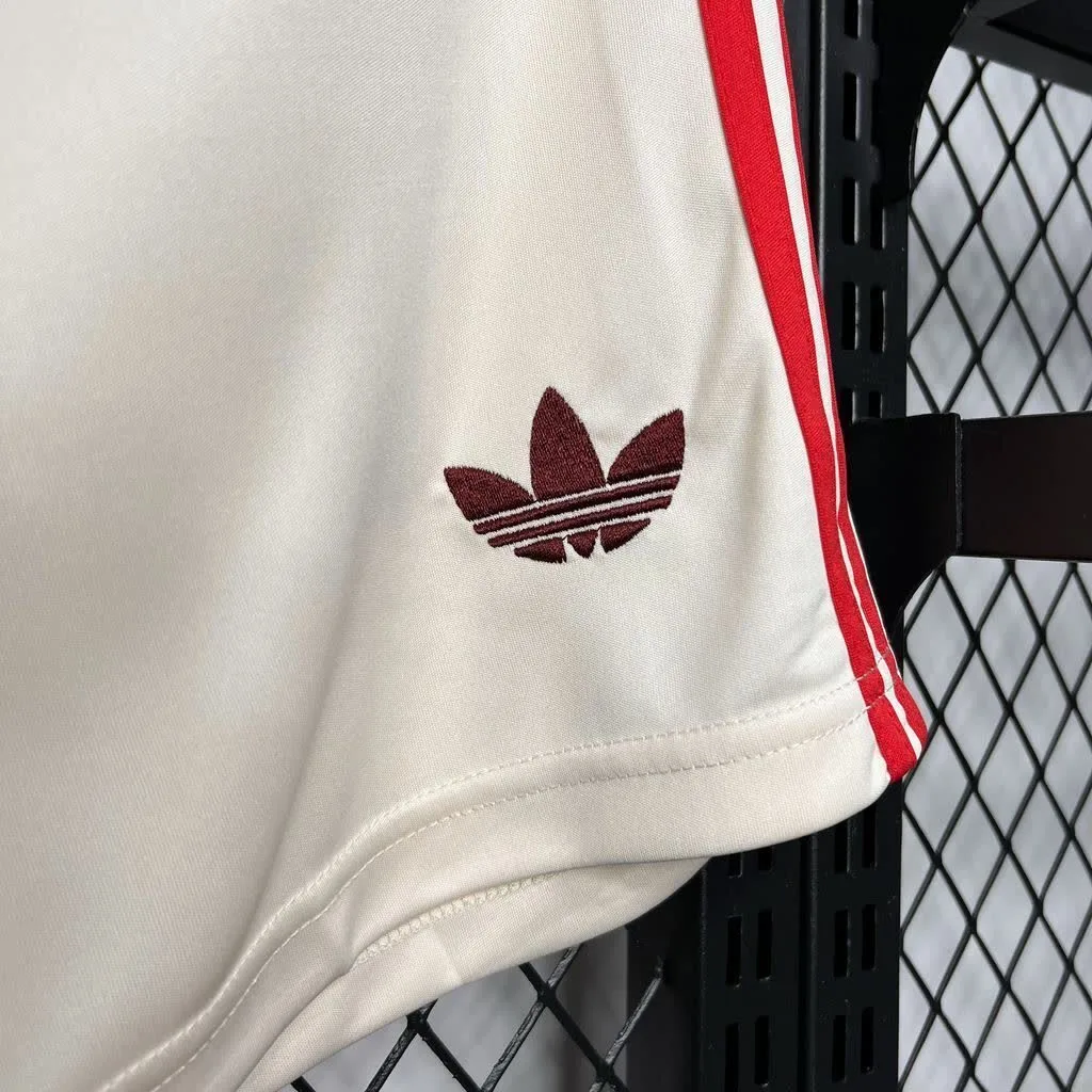 Bayern Munich 2024/25 Third Away Shorts, foto 3