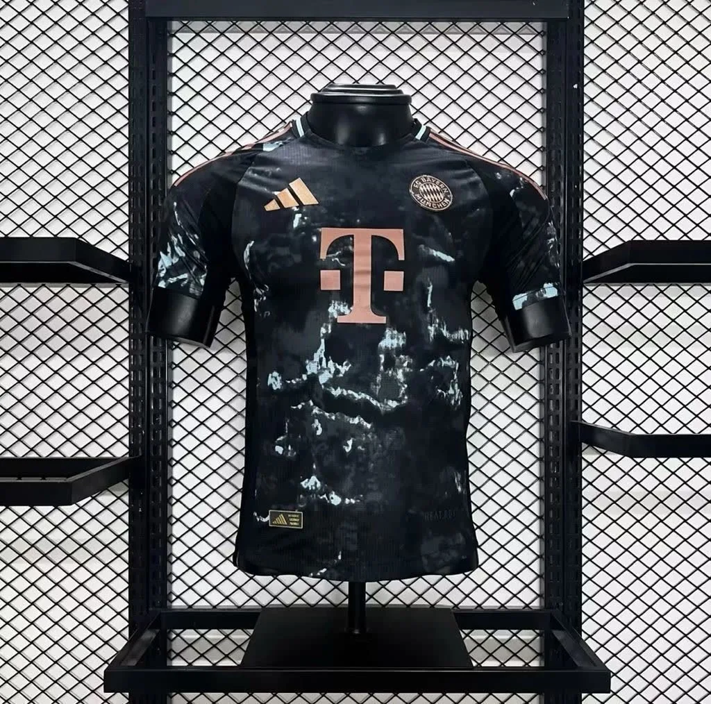 Bayern Munich 202425 Away Jersey Player Version, foto 1