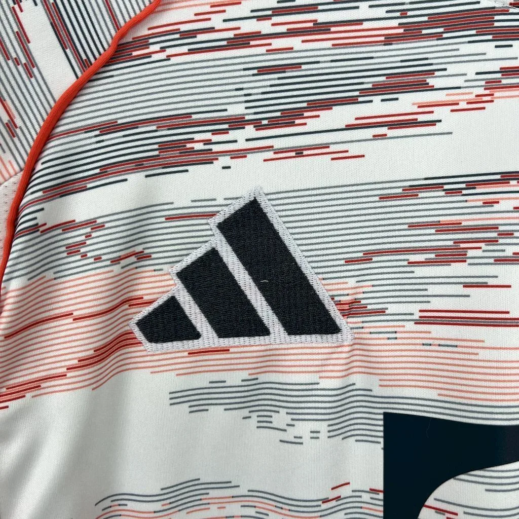 Bayern Munich 2025/26 Away Jersey, foto 3