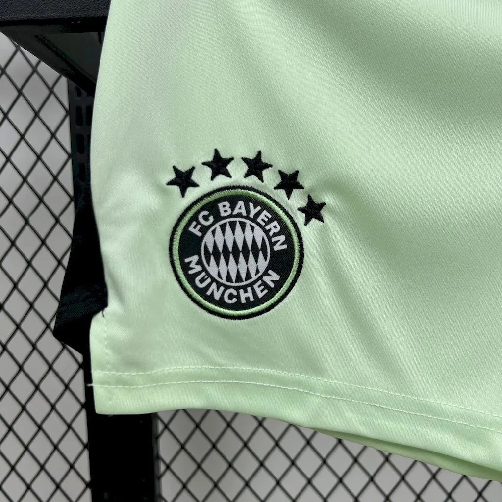 Bayern Munich 2025/26 Green Goalkeeper Kids Kit, foto 5