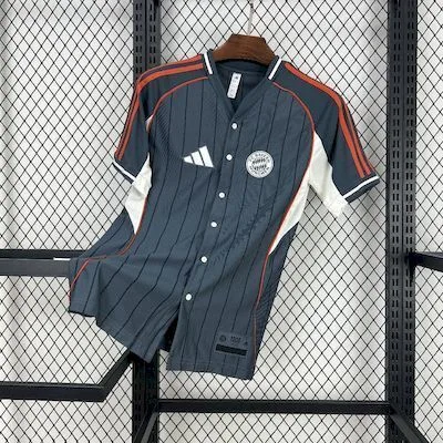 Bayern Munich 2025/26 US Pack Jersey, foto 1