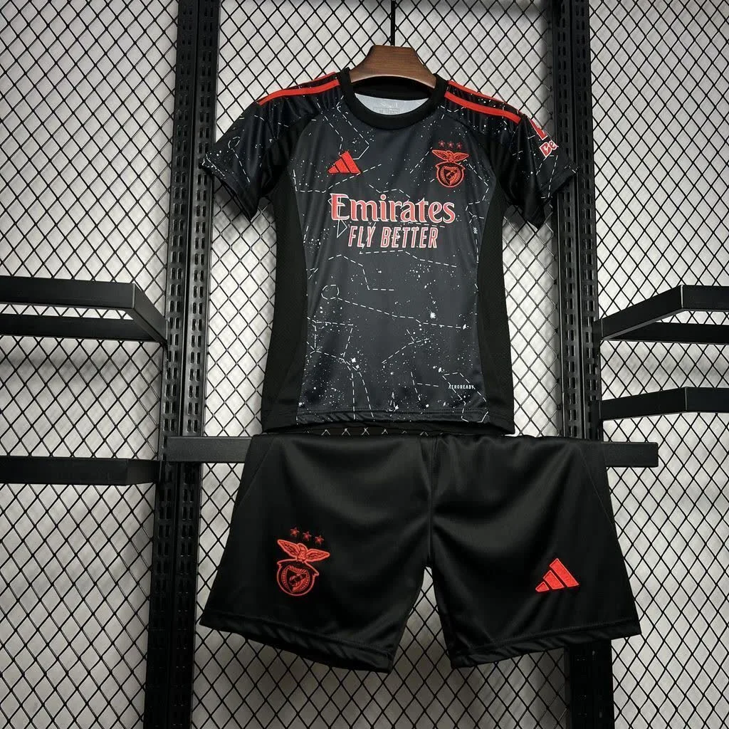 Benfica 2024/25 Away Kids Kit, foto 3