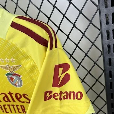 Benfica 2025/26 Yellow Goalkeeper Kids Kit, foto 6