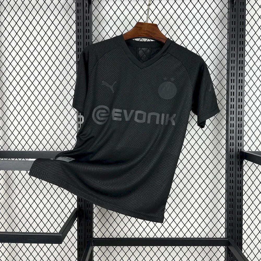 Borussia Dortmund 2019/20 110th Anniversary Edition Jersey, foto 1